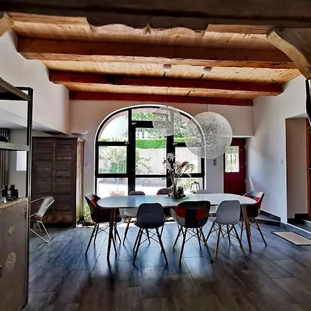 Hébergement de vacances La Maison Thebaide